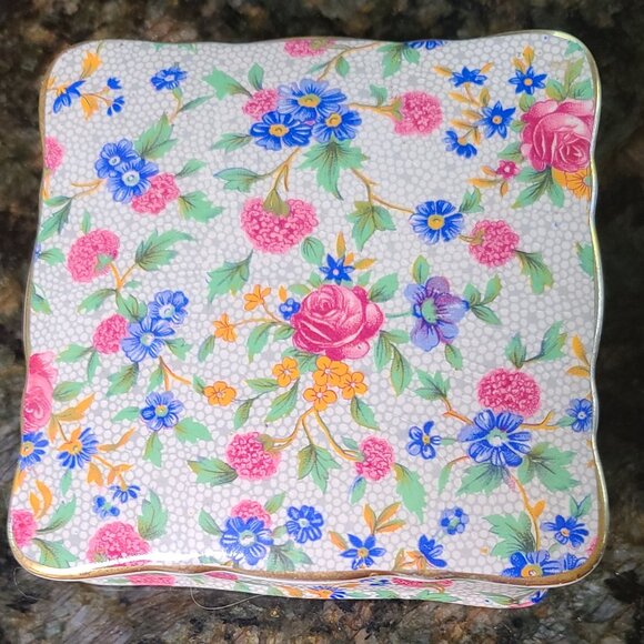 Vintage Royal Winton Grimwades “Old Cottage Chintz” Covered Candy/Trinket Dish - Picture 2 of 7